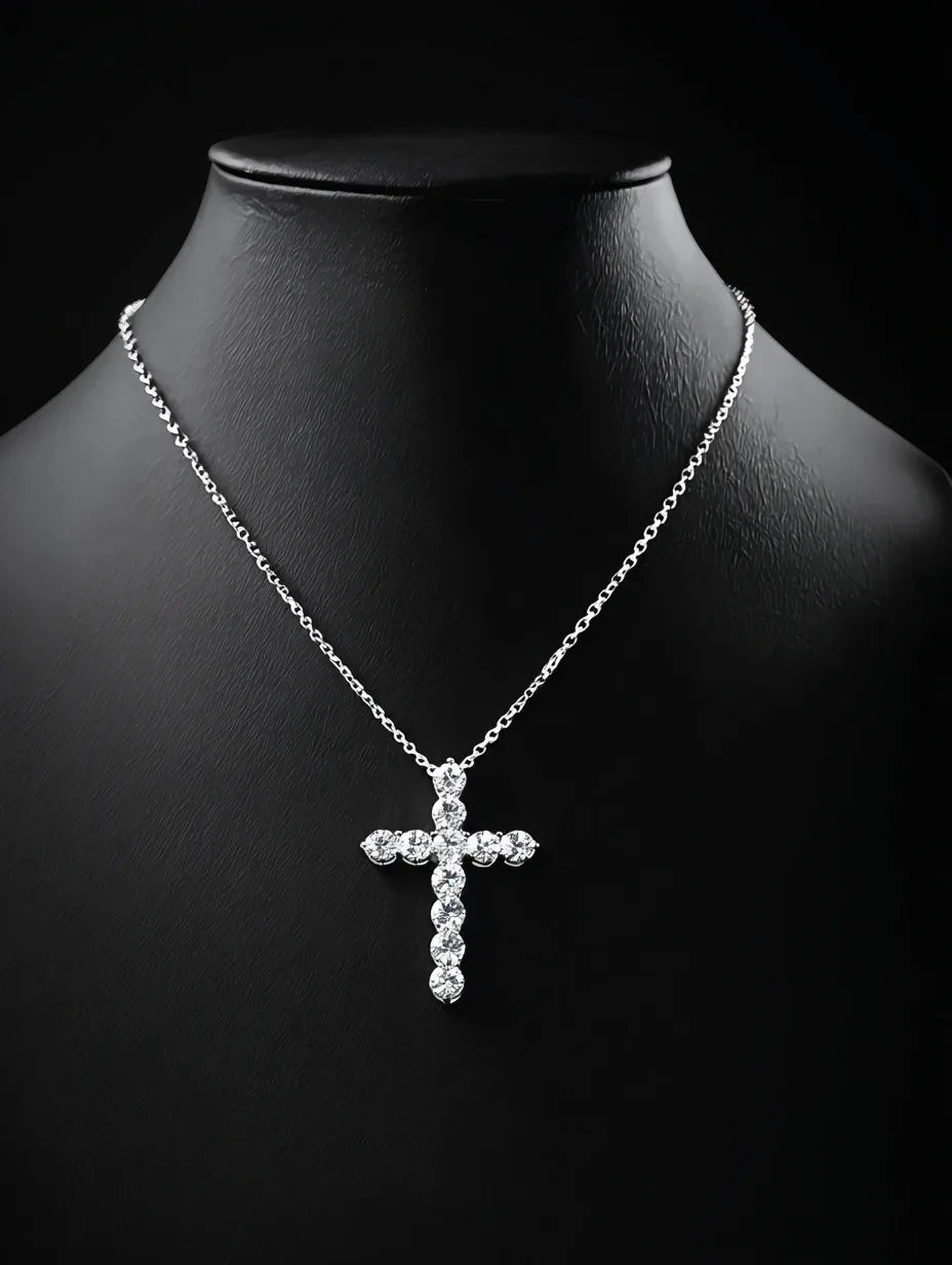 Кръстче с диаманти "CRUX" - Karat Bulgaria