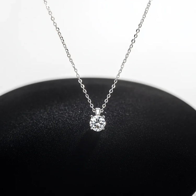 Диамантени колиета