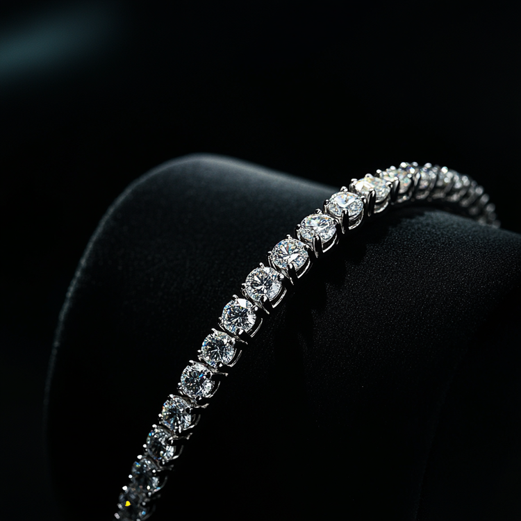 Гривни с диаманти