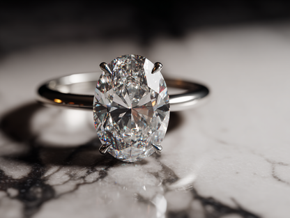 Платинен пръстен с овален диамант „Фростина“