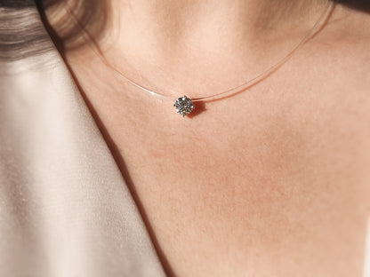 Колие с диамант на корда