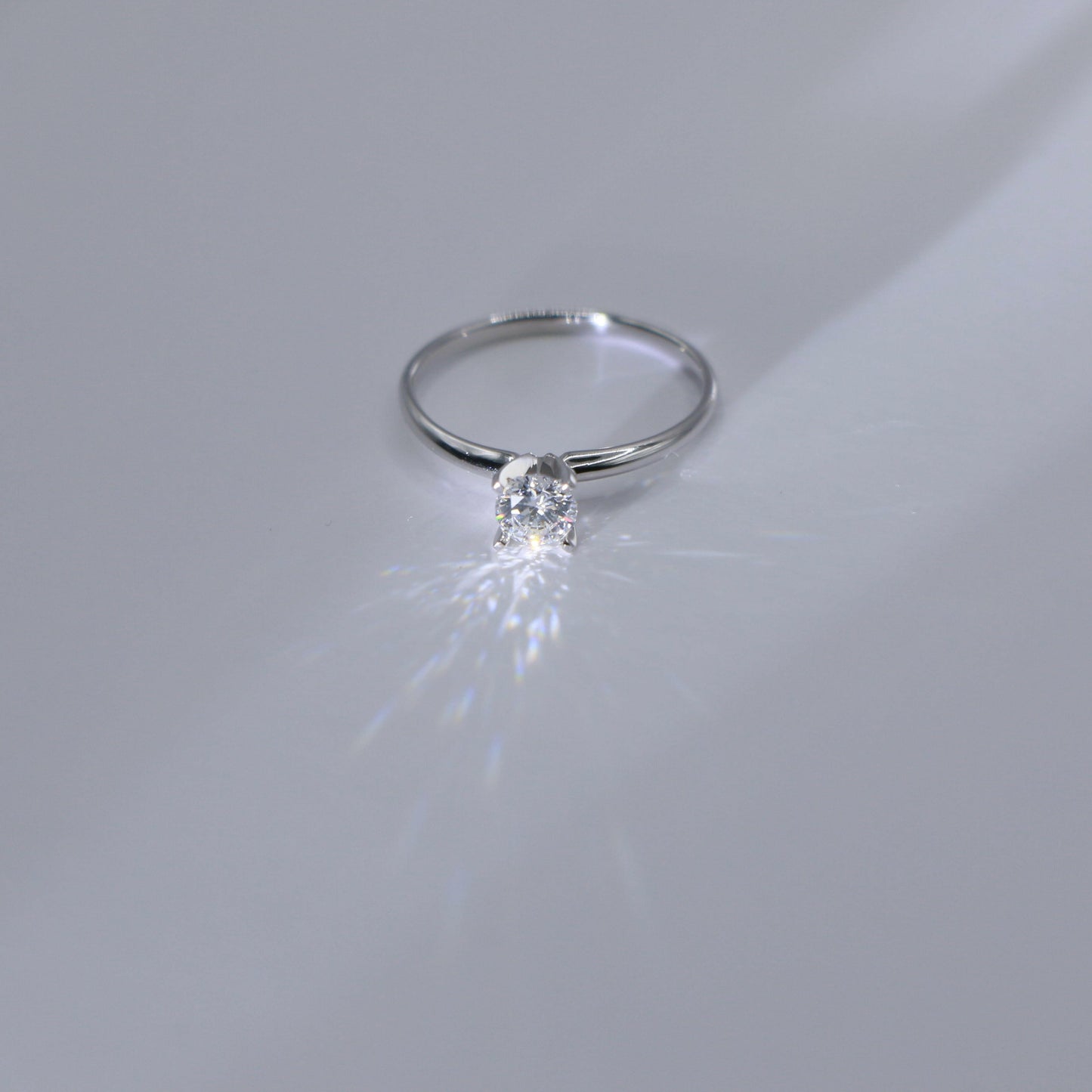 Пръстен от 14К бяло злато "Спаркъл"