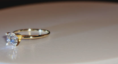 Пръстен от 14К жълто злато "Жадор"