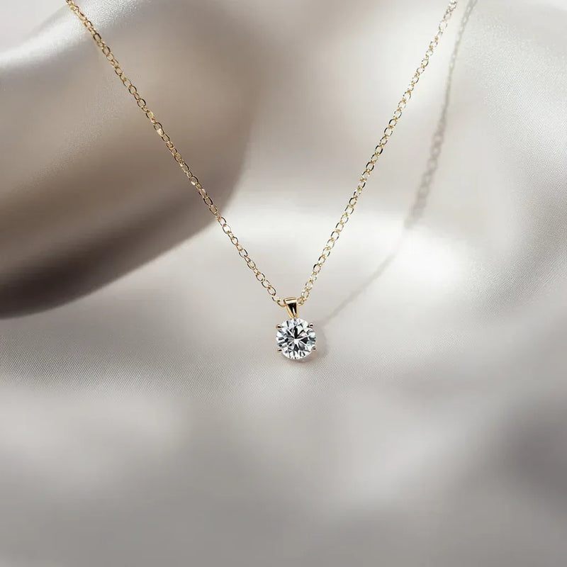 Диамантено колие "Блан" от жълто злато